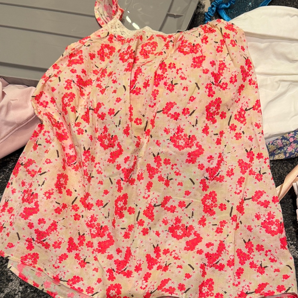 Floral Sleeveless Top
